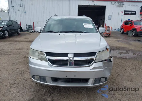 2010 Dodge Journey Sxt z USA, uszkodzony, nr VIN 3D4PH5FV4AT122651